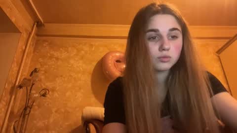 Snapshot of lovelysilk_63 chatting on January 6, 2026, 8:56 pm ELA online show from January 6, 2026, 8:56 pm