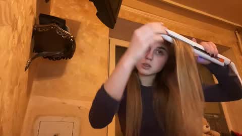 Snapshot of lovelysilk_63 chatting on January 11, 2026, 7:30 pm ELA online show from January 11, 2026, 7:30 pm