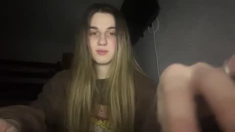 Snapshot of lovelysilk_63 chatting on February 5, 2026, 10:03 pm ELA online show from February 5, 2026, 10:03 pm