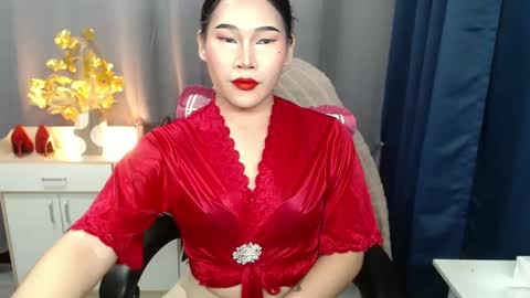 STWEET LINA online show from February 2, 2025, 12:24 pm