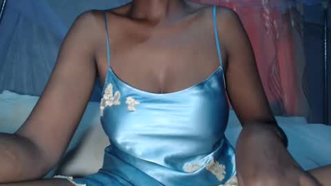 miss fancy louis online show from December 31, 2024, 5:33 am