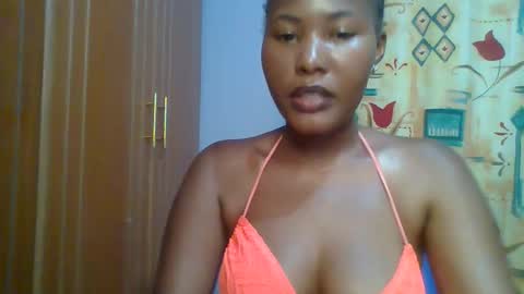 Snapshot of lovelyy_dreams chatting on March 7, 2026, 6:27 pm Hanna online show from March 7, 2026, 6:27 pm