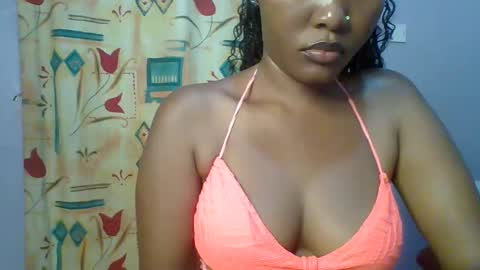 Snapshot of lovelyy_dreams chatting on March 19, 2026, 7:07 pm Hanna online show from March 19, 2026, 7:07 pm