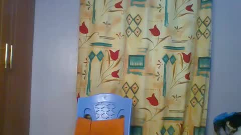 Snapshot of lovelyy_dreams chatting on March 28, 2026, 4:17 pm Hanna online show from March 28, 2026, 4:17 pm