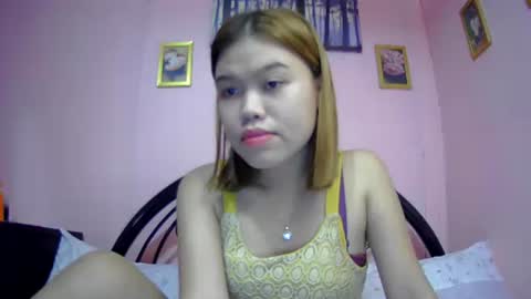 Snapshot of lovemae352295 chatting on March 4, 2025, 10:57 am lovemae352295 online show from March 4, 2025, 10:57 am