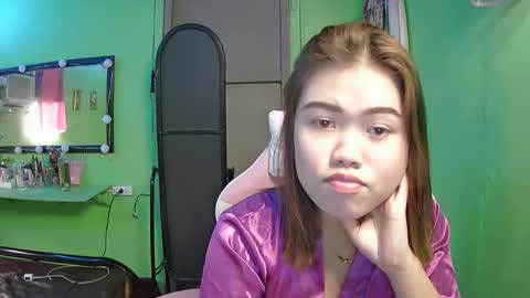 lovemae352295 online show from February 3, 2026, 6:22 am