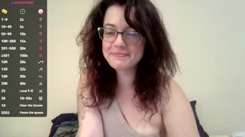 Connie online show from February 14, 2025, 8:59 pm