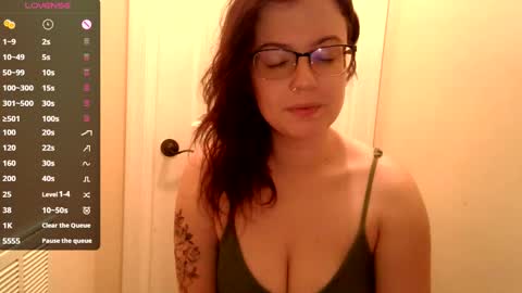 Connie online show from February 21, 2025, 11:11 am