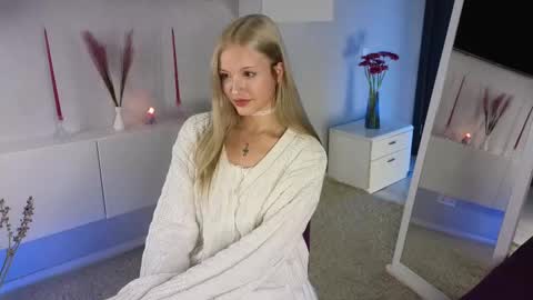 NTMY IM LANA online show from December 10, 2024, 12:27 pm