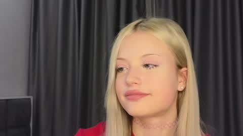 NTMY IM LANA online show from December 30, 2024, 6:05 pm