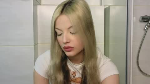NTMY IM LANA online show from March 6, 2025, 1:24 pm