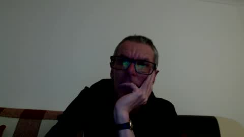 lovepvcearly50s online show from November 23, 2025, 7:24 pm