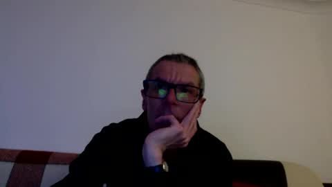 lovepvcearly50s online show from December 1, 2025, 8:03 pm