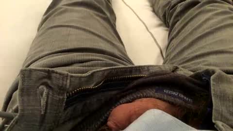 Snapshot of lover_tom chatting on November 18, 2025, 5:17 pm Tom online show from November 18, 2025, 5:17 pm