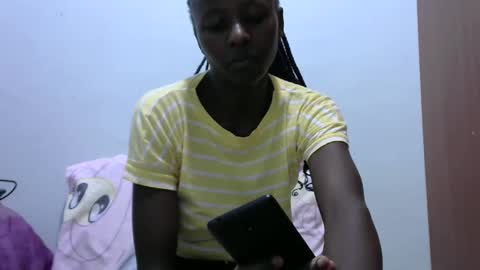 lovergal222 online show from January 12, 2025, 7:53 pm