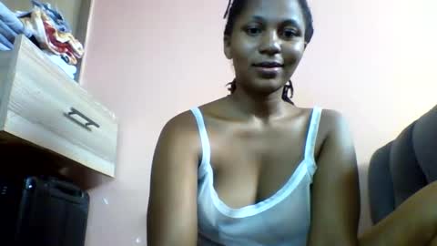 lovergal257 online show from April 25, 2026, 8:39 am