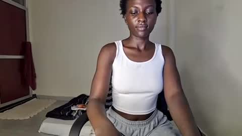 Snapshot of lovergirl2003 chatting on January 31, 2025, 7:08 pm Kate online show from January 31, 2025, 7:08 pm