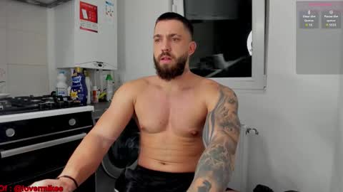 Snapshot of lovermike_ chatting on October 8, 2025, 2:42 am Mike online show from October 8, 2025, 2:42 am