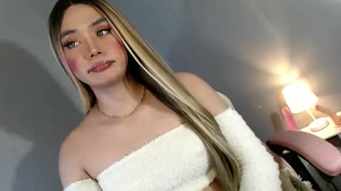 lovers moon22 online show from December 2, 2024, 1:25 am