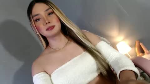 lovers moon22 online show from December 13, 2024, 10:02 pm