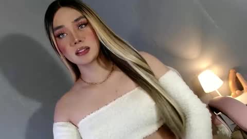 lovers moon22 online show from December 23, 2024, 12:03 am