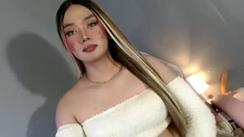 lovers moon22 online show from January 27, 2025, 12:54 am