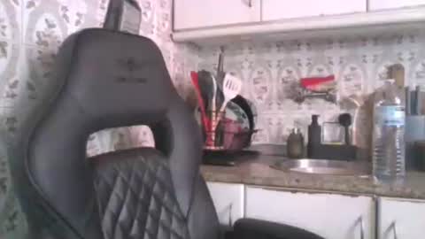 lovershemale94 online show from September 14, 2025, 10:03 am