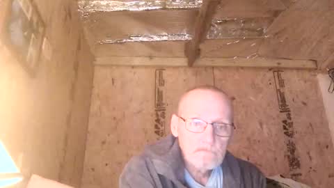 Snapshot of lovesex6565 chatting on December 5, 2025, 12:58 pm just here to have fun and cum online show from December 5, 2025, 12:58 pm