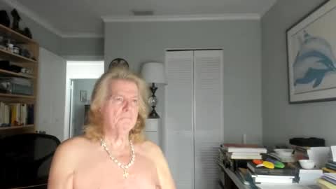 Snapshot of lovestylistwomen chatting on December 30, 2024, 3:03 am Michael online show from December 30, 2024, 3:03 am