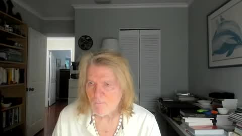 Snapshot of lovestylistwomen chatting on October 1, 2025, 11:16 am Michael online show from October 1, 2025, 11:16 am
