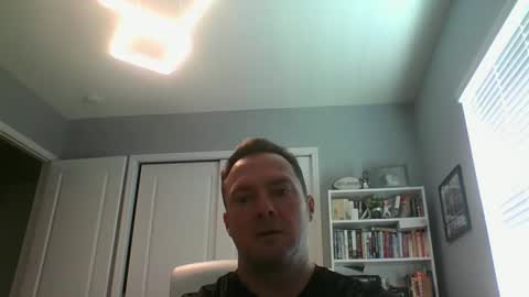 lovethewomen10 online show from February 7, 2025, 6:45 pm