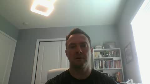 lovethewomen10 online show from February 18, 2025, 3:43 pm