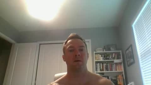 lovethewomen10 online show from February 20, 2025, 2:35 pm