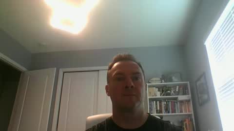 lovethewomen10 online show from February 25, 2025, 4:21 pm