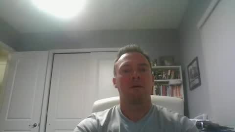 lovethewomen10 online show from February 28, 2025, 12:32 am