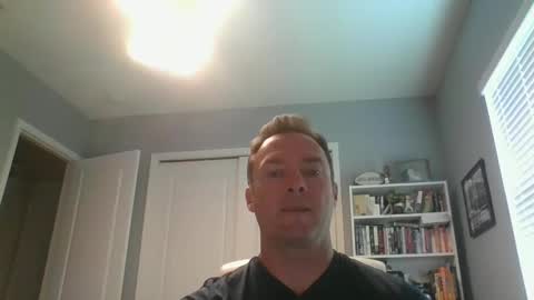 lovethewomen10 online show from September 9, 2025, 3:11 pm