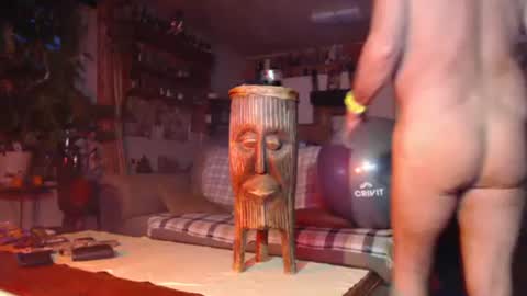 aaron online show from October 27, 2025, 5:06 pm