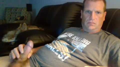 lovetocum37 online show from June 6, 2026, 12:49 am