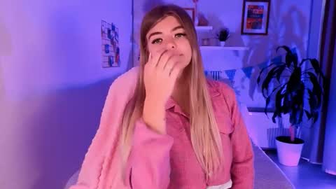 Barbie  Follow me online show from October 5, 2025, 10:24 am
