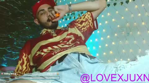 lovexjuxn77 online show from May 20, 2026, 10:38 pm