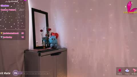 Danna online show from October 1, 2025, 6:47 pm