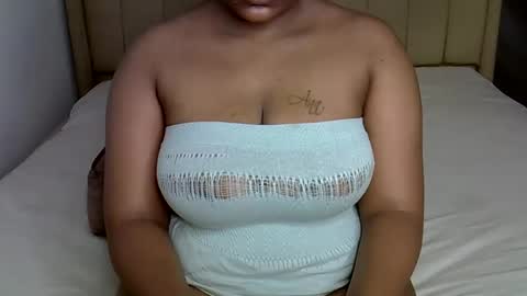 loveydivah online show from October 21, 2025, 2:45 am