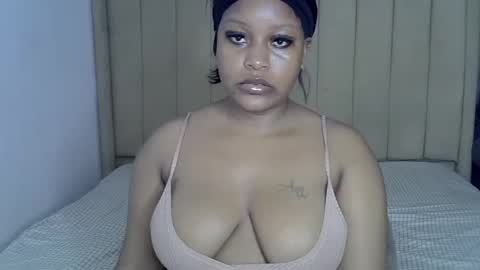 loveydivah online show from June 14, 2026, 6:48 am