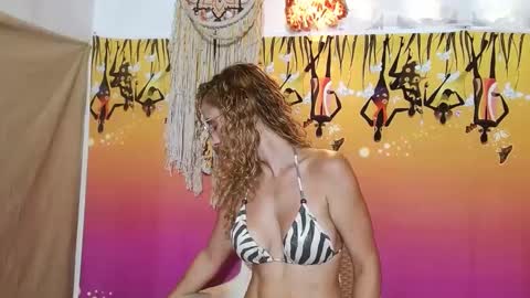 Snapshot of loving__lily chatting on October 11, 2025, 5:22 pm loving online show from October 11, 2025, 5:22 pm