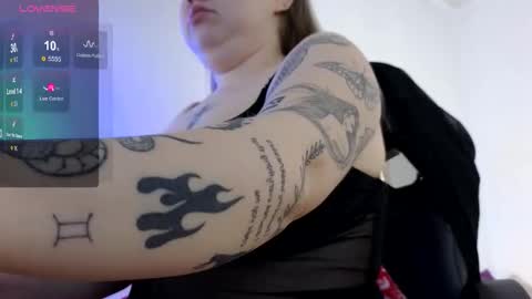 Call me Aphrodite online show from January 19, 2026, 7:12 am