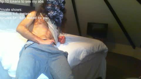 lovinleo online show from September 26, 2025, 2:32 pm