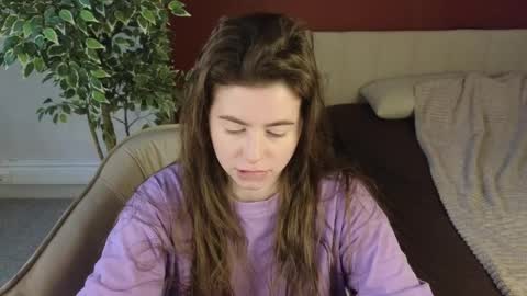 Snapshot of lovvingwhisperr chatting on May 2, 2026, 1:10 am Erika online show from May 2, 2026, 1:10 am