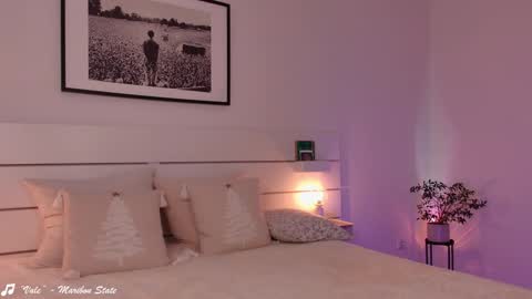 Snapshot of lowfreqsiren chatting on January 20, 2025, 9:13 am . online show from January 20, 2025, 9:13 am