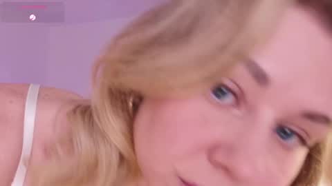 Snapshot of lowfreqsiren chatting on January 19, 2026, 8:07 am . online show from January 19, 2026, 8:07 am