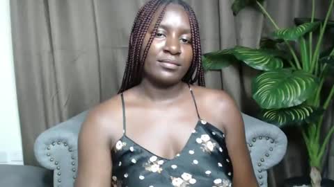 Snapshot of loyalcutie chatting on January 25, 2025, 3:09 pm loyalcutie online show from January 25, 2025, 3:09 pm